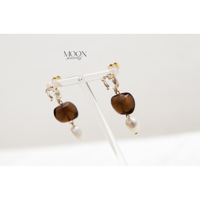 KR-MUR-3-Moon minerals.jpg