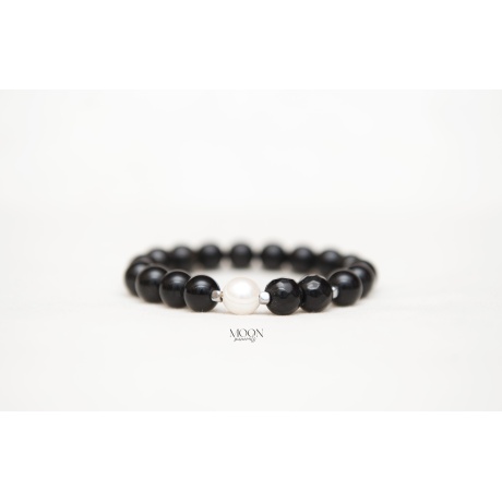MOON minerals- Black&White- Be Classy- käevõru suure musta oonüksi ja pärliga