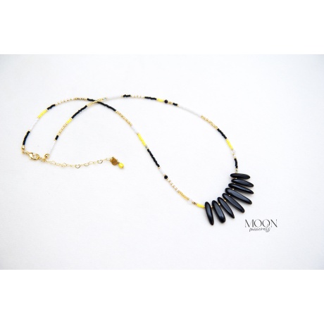 MOON minerals - Spring on air - kaelakee oonüksiga